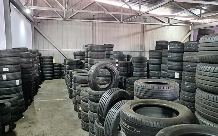 Шины! 185/60r15 привозные б/у зимние, в хорошем состояний за 13 500 тг. в Алматы