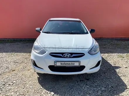 Hyundai Accent 2013 года за 3 371 000 тг. в Астана