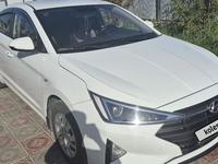 Hyundai Elantra 2019 года за 8 300 000 тг. в Атырау