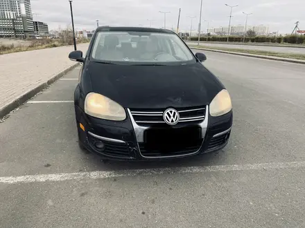 Volkswagen Jetta 2005 года за 2 600 000 тг. в Астана – фото 4