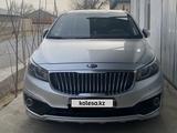 Kia Carnival 2017 года за 10 000 000 тг. в Кызылорда