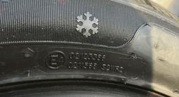 Зимняя резина ROADX 235/50/R19 за 135 000 тг. в Алматы – фото 2