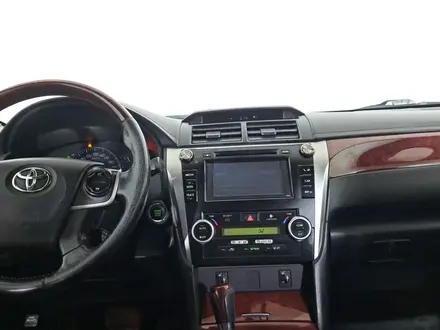 Toyota Camry 2011 года за 7 590 000 тг. в Астана – фото 16