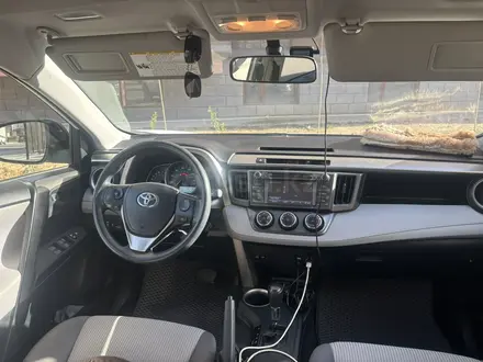 Toyota RAV4 2015 года за 7 900 000 тг. в Актау – фото 4
