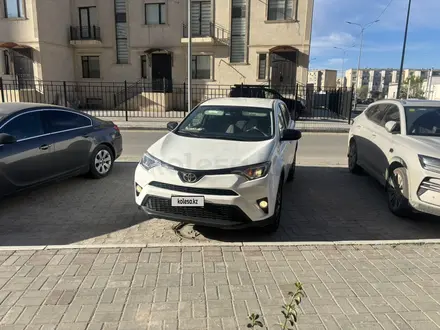 Toyota RAV4 2015 года за 7 900 000 тг. в Актау – фото 2