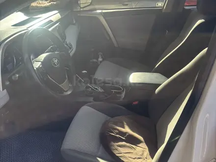 Toyota RAV4 2015 года за 7 900 000 тг. в Актау – фото 5