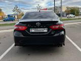 Toyota Camry 2018 года за 11 700 000 тг. в Астана – фото 5