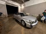 Hyundai Sonata 2003 года за 1 700 000 тг. в Актобе – фото 3