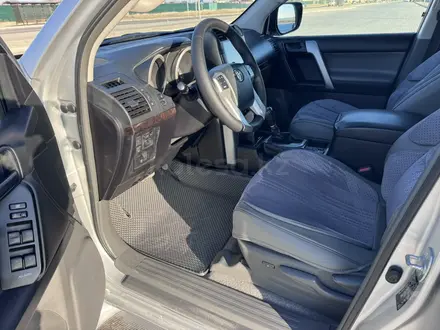 Toyota Land Cruiser Prado 2011 года за 14 200 000 тг. в Актау – фото 10