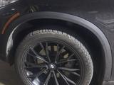 Накладки на арки на bmw x5 g05 за 40 000 тг. в Шымкент
