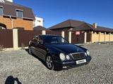 Mercedes-Benz E 200 2001 годаүшін3 180 000 тг. в Костанай – фото 2