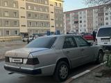 Mercedes-Benz E 300 1993 года за 1 000 000 тг. в Жезказган – фото 3