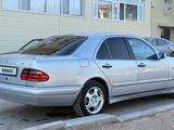 Mercedes-Benz E 240 1997 годаүшін3 700 000 тг. в Балхаш – фото 5