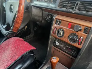 Mercedes-Benz 190
