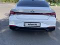 Hyundai Elantra 2021 годаfor9 800 000 тг. в Шымкент – фото 2