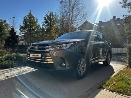 Toyota Highlander 2016 года за 16 000 000 тг. в Астана – фото 2