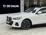 BMW 520 2024 года за 33 000 000 тг. в Алматы – фото 4