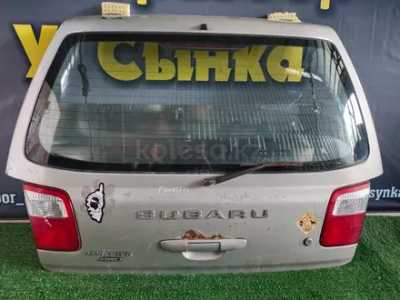 Форестер Крышка Багажника за 1 000 тг. в Талдыкорган