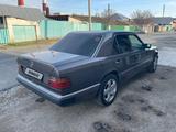 Mercedes-Benz E 300 1991 годаfor2 500 000 тг. в Тараз – фото 2