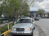 Mercedes-Benz E 220 1995 годаүшін2 200 000 тг. в Шымкент