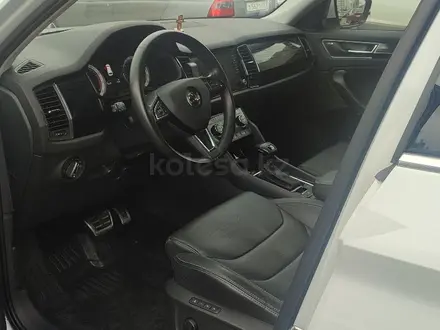 Skoda Kodiaq 2018 года за 12 300 000 тг. в Усть-Каменогорск – фото 15