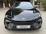 Toyota Camry 2024 года за 22 750 000 тг. в Костанай – фото 3