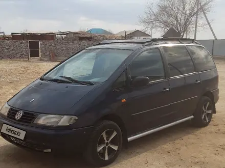 Volkswagen Sharan 1998 года за 2 300 000 тг. в Кызылорда