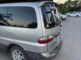 Hyundai Starex 2004 года за 4 800 000 тг. в Актау – фото 3