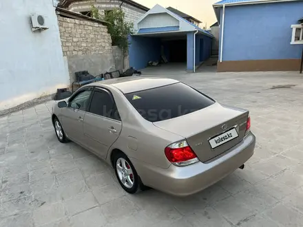 Toyota Camry 2005 года за 6 000 000 тг. в Жанаозен – фото 23