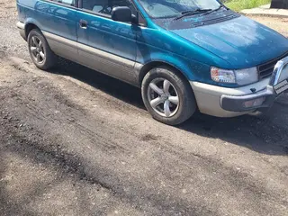 Mitsubishi RVR