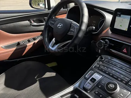 Hyundai Santa Fe 2022 года за 16 000 000 тг. в Костанай – фото 29