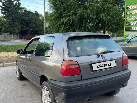 Volkswagen Golf 1994 года за 1 300 000 тг. в Алматы – фото 3