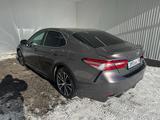 Toyota Camry 2018 годаүшін8 684 450 тг. в Астана – фото 4