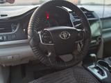 Toyota Camry 2013 года за 7 000 000 тг. в Актобе – фото 3