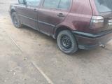 Volkswagen Golf 1994 годаүшін1 000 000 тг. в Семей – фото 2