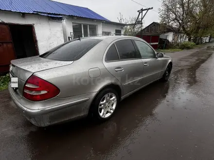 Mercedes-Benz E 320 2003 года за 4 000 000 тг. в Караганда – фото 11