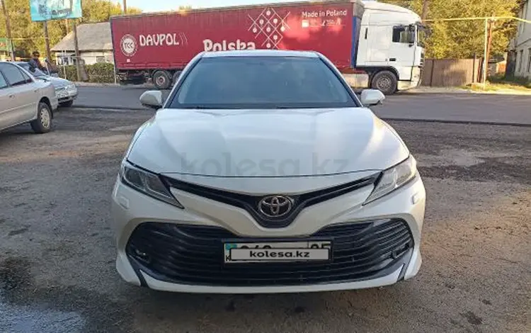 Toyota Camry 2019 года за 14 200 000 тг. в Талдыкорган