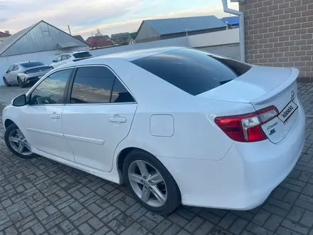 Toyota Camry 2014 года за 5 600 000 тг. в Уральск – фото 5