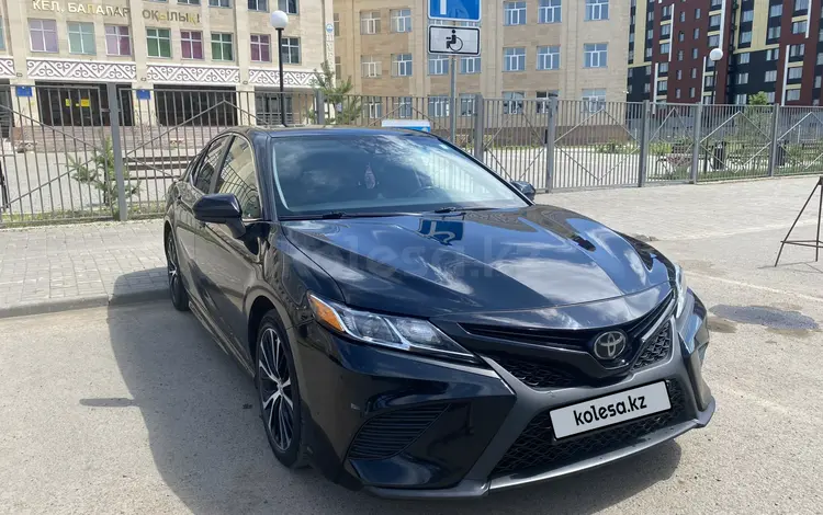 Toyota Camry 2019 годаfor11 500 000 тг. в Астана