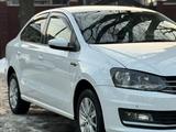 Volkswagen Polo 2015 годаfor6 000 000 тг. в Алматы – фото 2