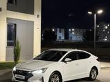 Hyundai Elantra 2019 года за 8 100 000 тг. в Алматы – фото 2