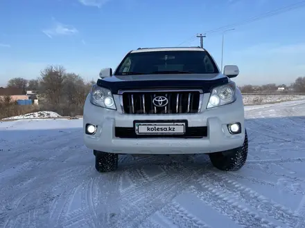 Toyota Land Cruiser Prado 2011 года за 14 500 000 тг. в Актобе