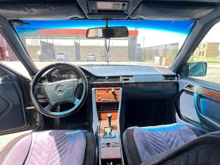 Mercedes-Benz E 280 1994 года за 2 100 000 тг. в Шымкент – фото 5