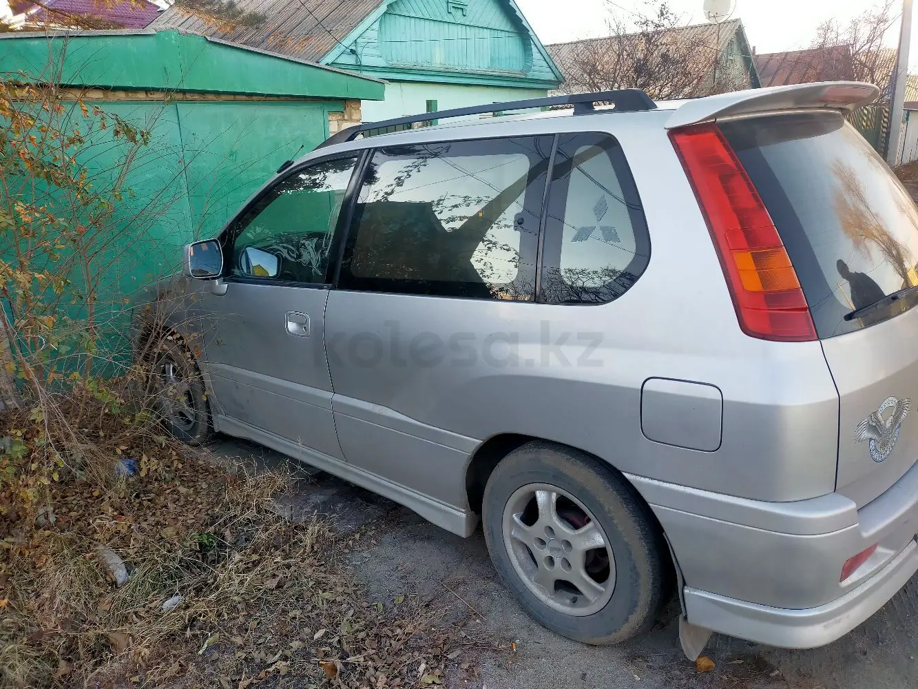 Mitsubishi Space Runner, 1999