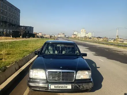 Mercedes-Benz E 220 1995 года за 1 500 000 тг. в Шымкент – фото 5