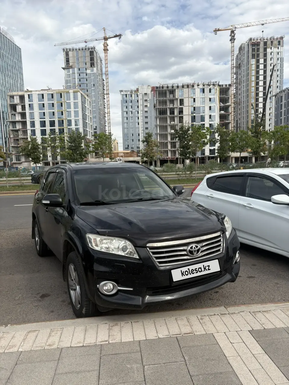 Toyota RAV4, 2011