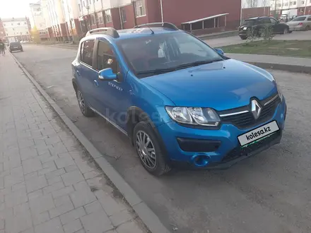 Renault Sandero 2015 года за 3 000 000 тг. в Актобе – фото 4