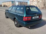 Volkswagen Passat 1994 года за 1 350 000 тг. в Алматы – фото 4