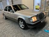 Mercedes-Benz E 220 1993 годаүшін4 000 000 тг. в Туркестан