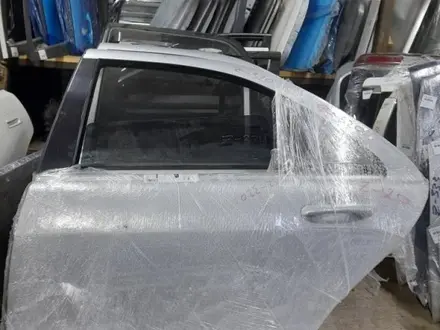 Дверь задняя Mercedes-Benz W220 S-class за 45 000 тг. в Астана